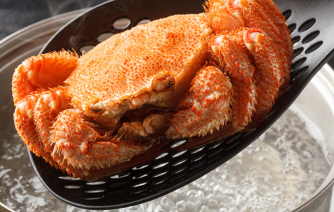 Must-eats on this route: Umiake crab